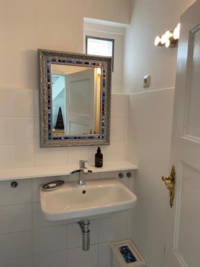 Privates Appartment Ferienwohnung Im Einfamilienhaus Düsseldorf Dış mekan fotoğraf