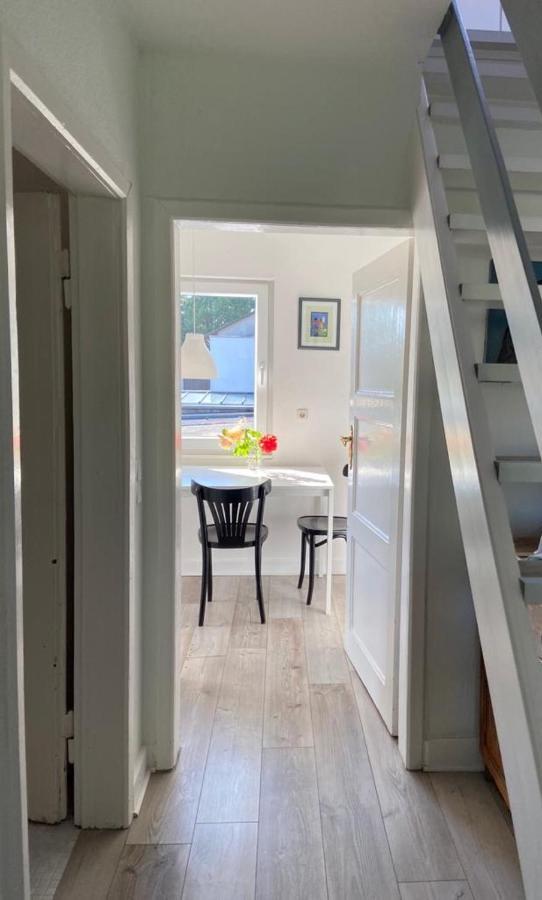 Privates Appartment Ferienwohnung Im Einfamilienhaus Düsseldorf Dış mekan fotoğraf