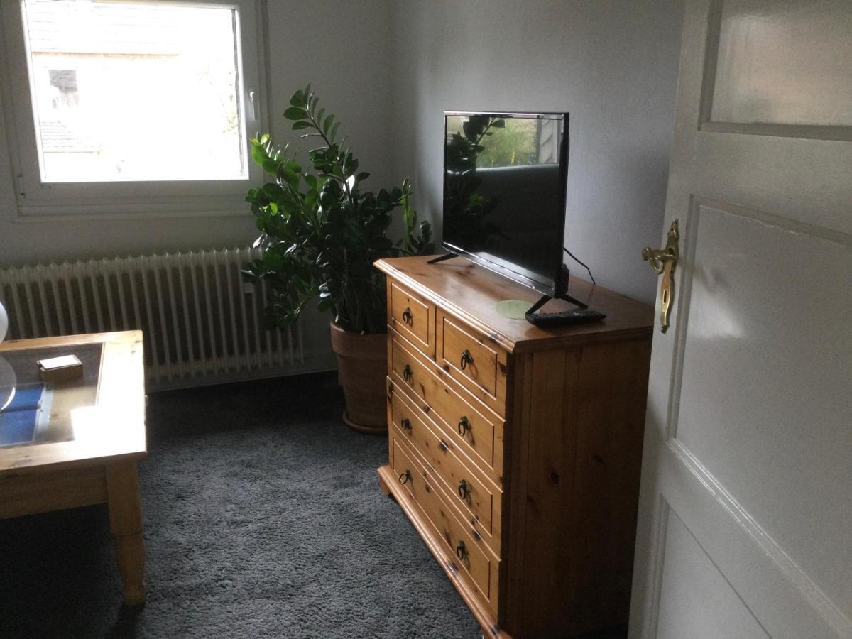 Privates Appartment Ferienwohnung Im Einfamilienhaus Düsseldorf Dış mekan fotoğraf